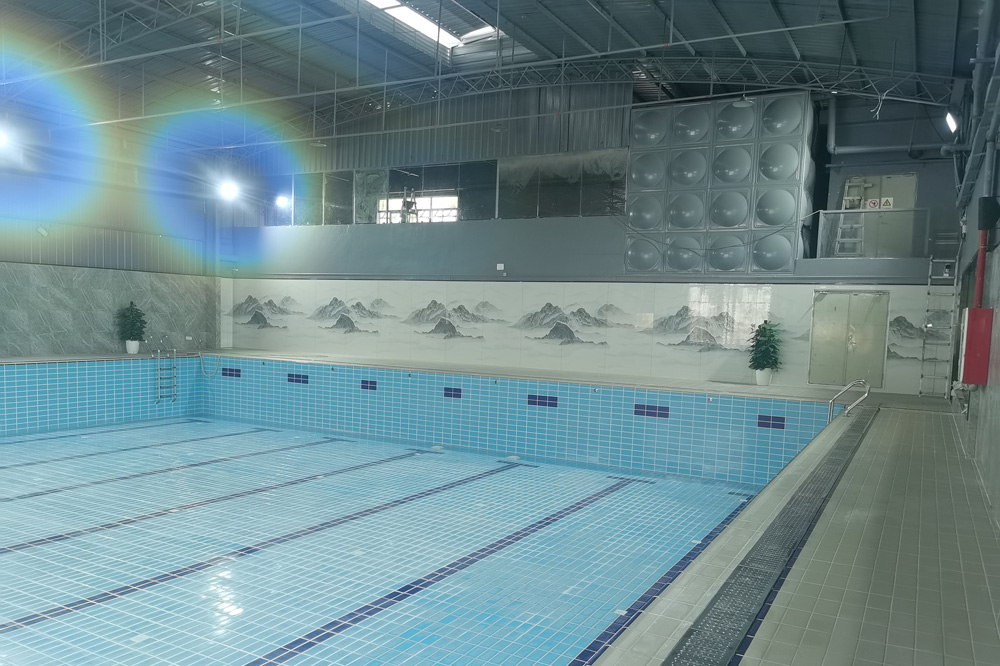 恒溫游泳館建設