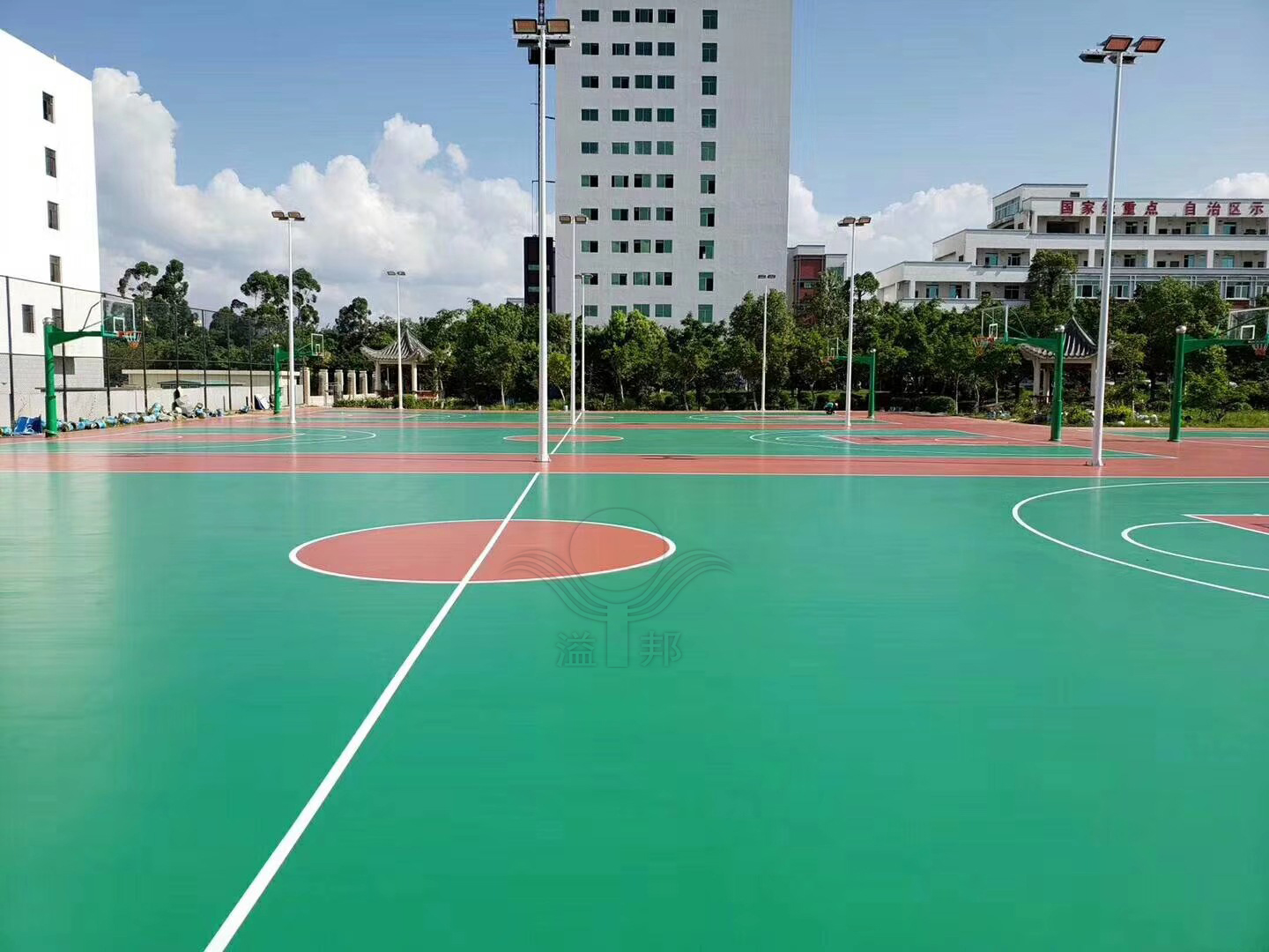 塑膠籃球場建設(shè) 塑膠籃球場建設(shè)